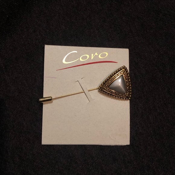 NWT vintage Coro pin/brooch - Picture 1 of 3